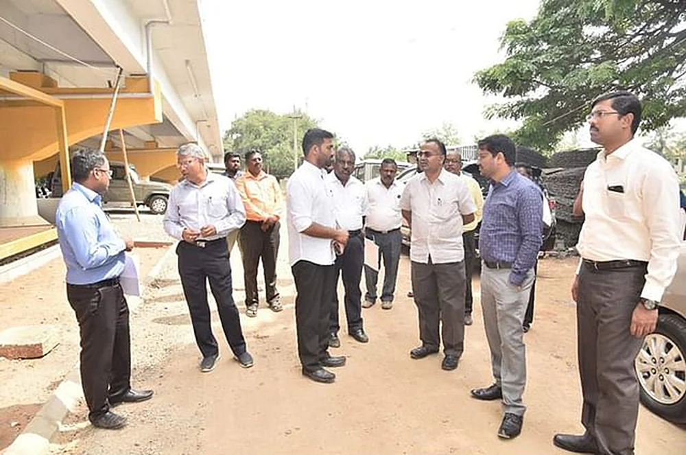 ஆய்வில் அன்பரசன்...