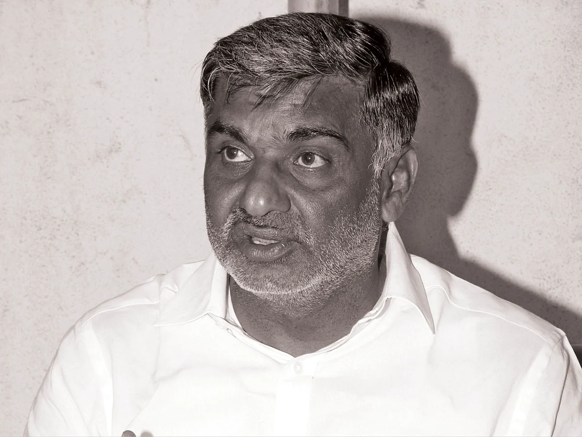 வீரமணியின் வில்லங்க சொத்துகள்!