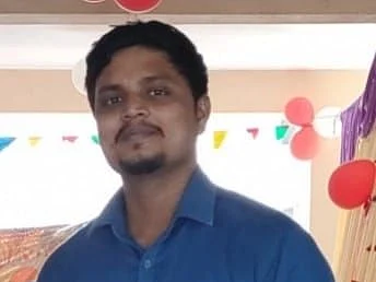 உதவிப் பேராசிரியர் சதீஷ் ரவிகுமார்