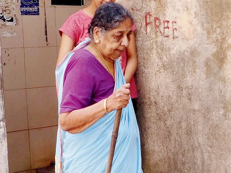 சுசிலா மோரே