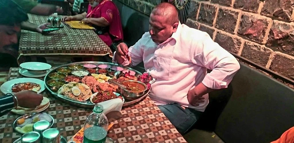 போட்டியில் பங்கேற்ற வாடிக்கையாளர்