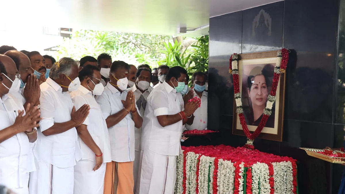 ஜெயலலிதா நினைவு இல்லத்தைத் திறந்துவைத்த முதல்வர் பழனிசாமி!
