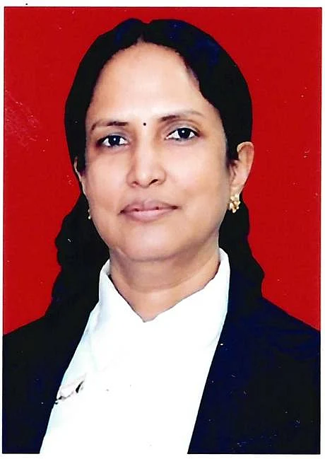 நீதிபதி புஷ்பா