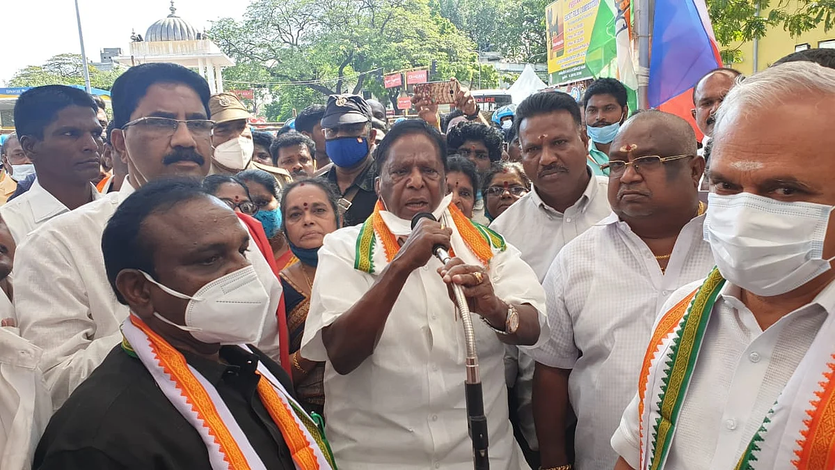 புதுச்சேரி முதல்வர் நாராயணசாமி