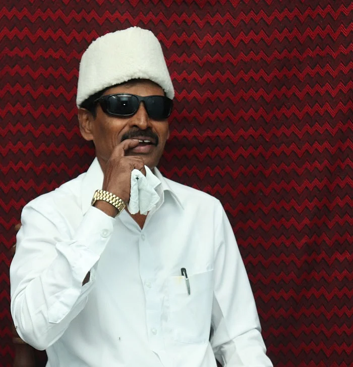 எம்.ஜி.ஆர் விஸ்வநாதன்