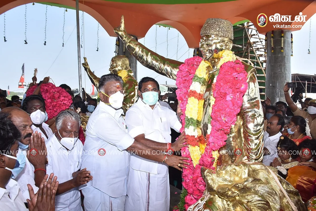 எம்.ஜி.ஆர்.சிலை திறப்பு