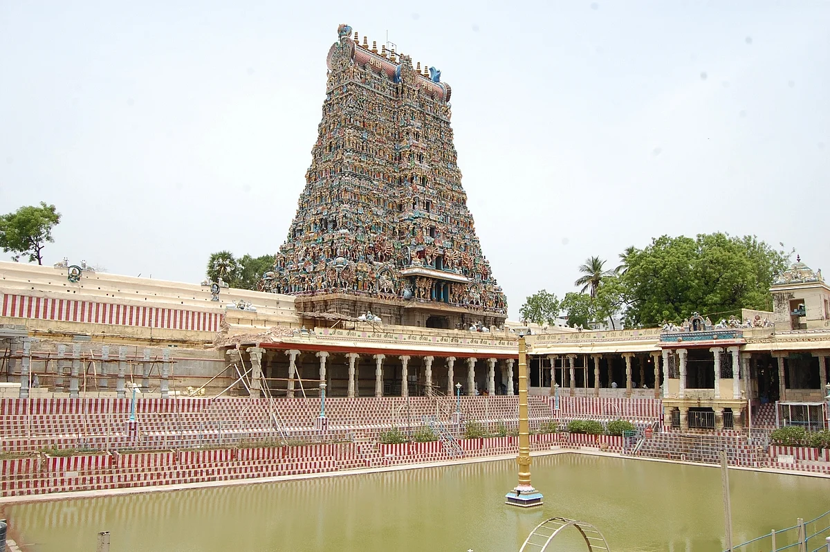 மதுரை பொற்றாமரைக்குளம்