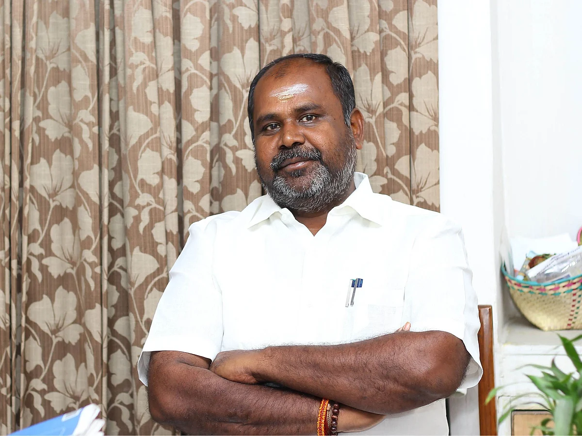 என்ன செய்தார் எம்.எல்.ஏ? - அமைச்சர் ஆர்.பி.உதயகுமார்