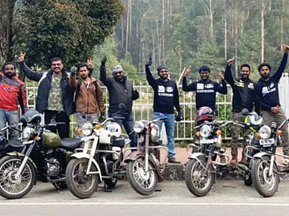 வின்டேஜ் பைக்குகளைக் குப்பையில் போட எப்படி மனசு வரும்?