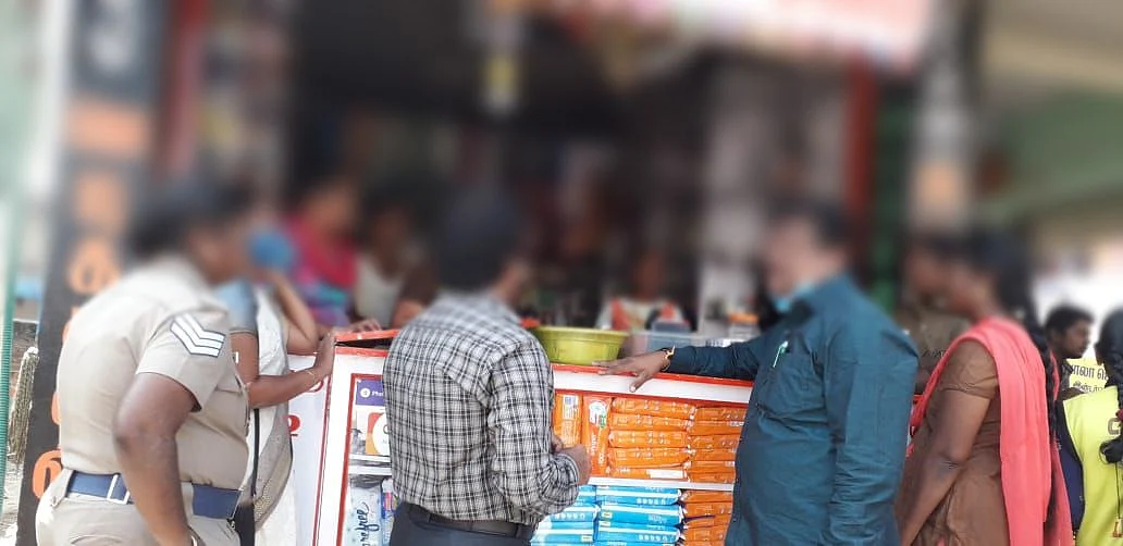 கடைகளில் ஆய்வு செய்த குழந்தைகள்நலக் குழுவினர்