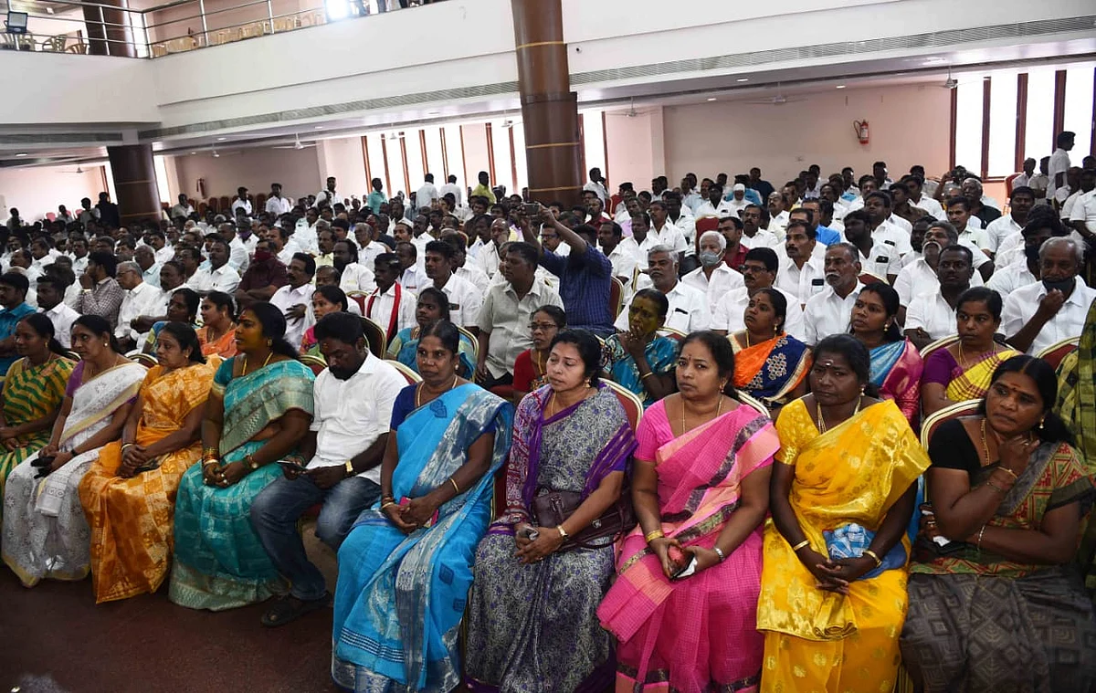 தி.மு.க நிர்வாகிகள்