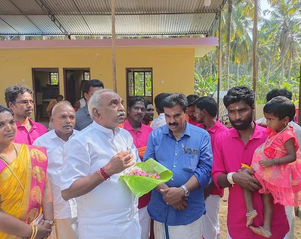 கோயில் கும்பாபிஷேக விழாவில் பொன்.ராதாகிருஷ்ணன்