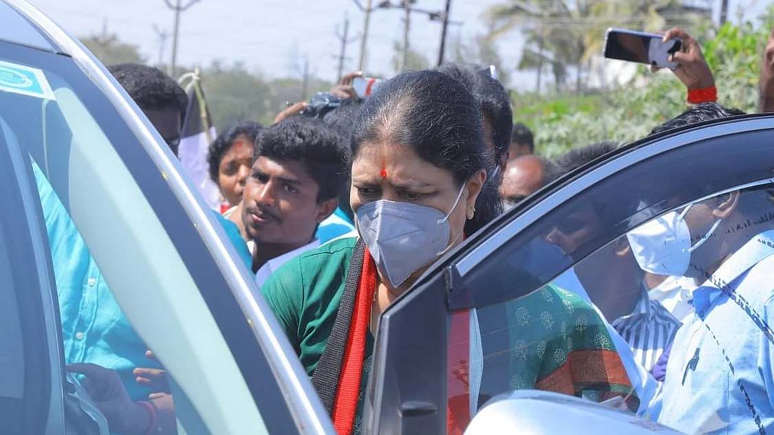 சசிகலா