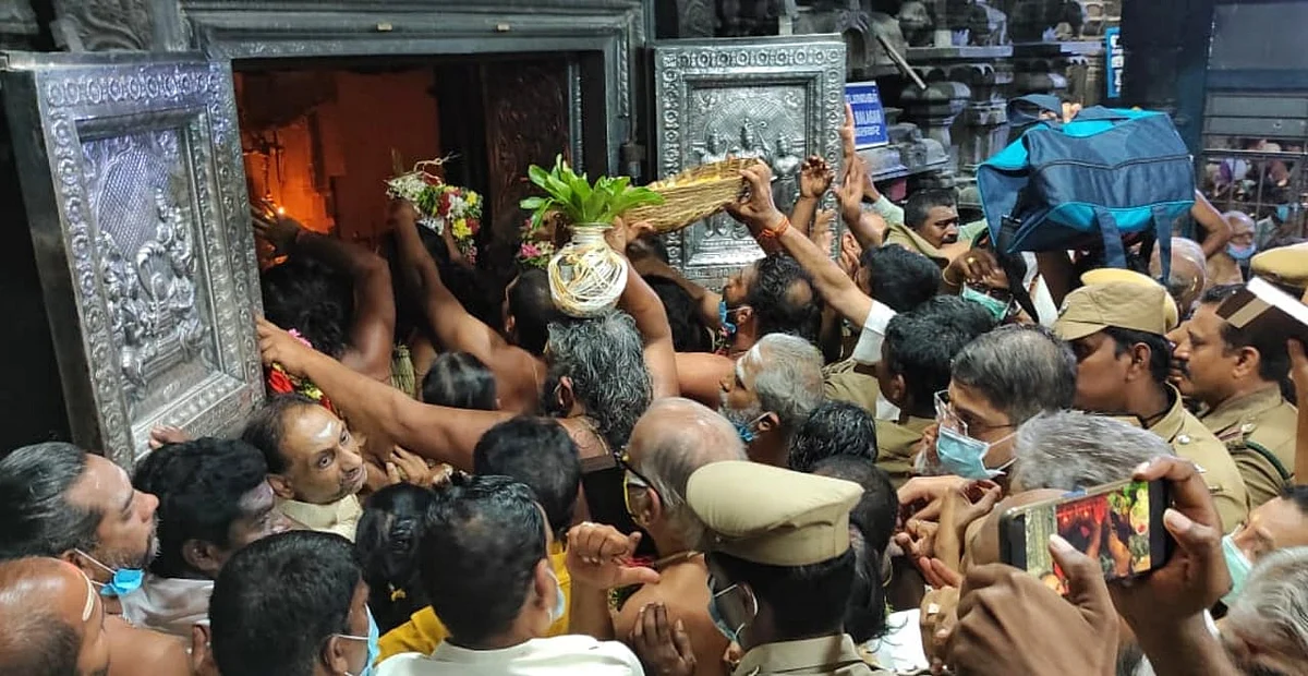 விஜயேந்திரரை அனுமதிக்க கோரி வாக்குவாதம்.