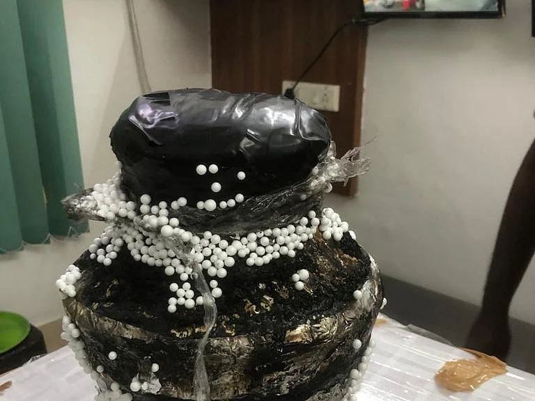 சென்னை: நிஜத்தில் நடந்த சதுரங்க வேட்டை - புகைப்படக் கலைஞர் கடத்தலில் அம்பலமான இரிடியம் மோசடி!