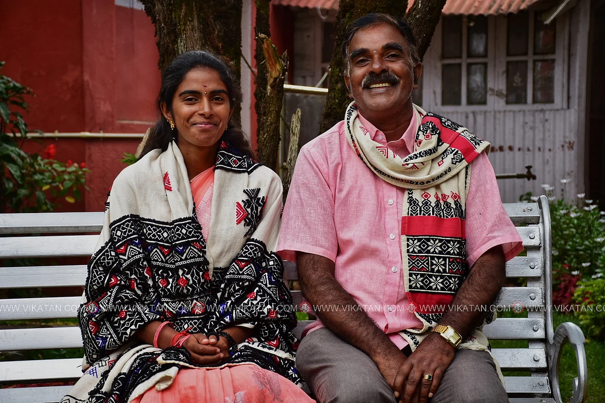 nandhini with her father