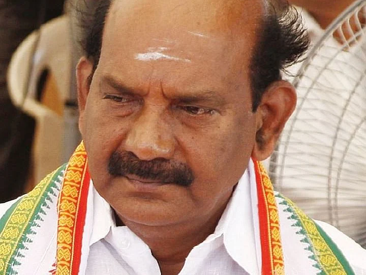 புதுச்சேரி: அமித் ஷா முன்னிலையில் பா.ஜ.க-வில் இணைந்த சகோதரர்! - பதவியை ராஜினாமா செய்த சபாநாயகர்