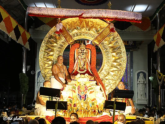 திருமலை திருப்பதி பிரம்மோற்சவம்... பக்தர்கள் கொண்டாட்டம்! #PhotoStory #Tirupathi