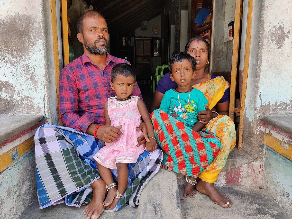 ``அஞ்சு வருஷமா அலையுறோம்... வேலை கிடைக்கல..!'' - தவிக்கும் மாற்றுத்திறனாளி தம்பதி
