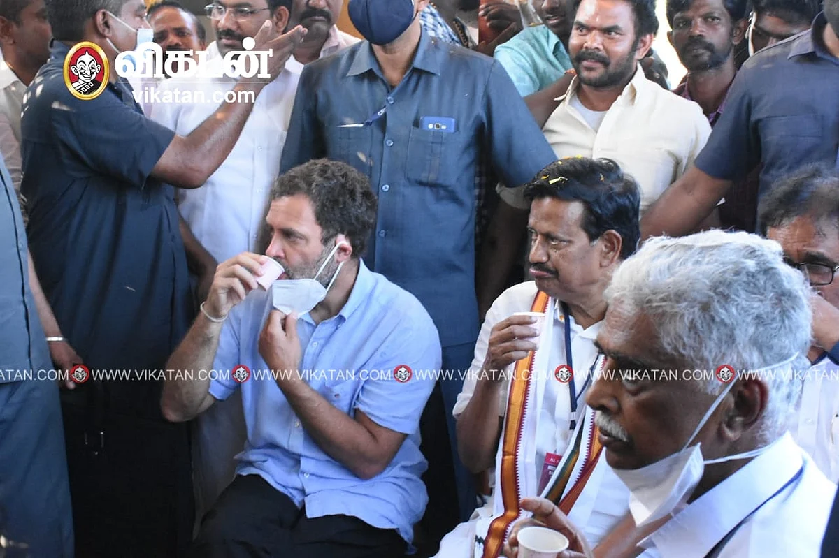 டீக்கடையில் ராகுல்