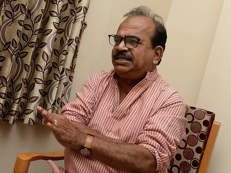 ``சசிகலா அழைத்தாலும் அரசியலுக்கு வர மாட்டேன்!'' - நாஞ்சில் சம்பத் பிடிவாதம்