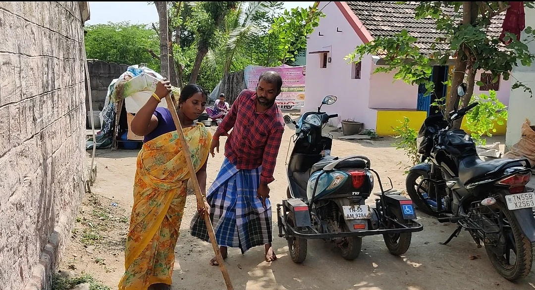 ``அஞ்சு வருஷமா அலையுறோம்... வேலை கிடைக்கல..!'' - தவிக்கும் மாற்றுத்திறனாளி தம்பதி