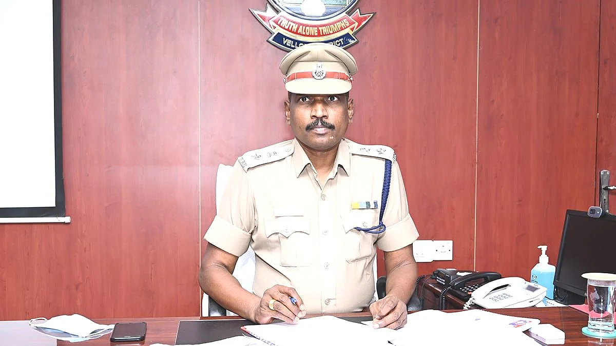 எஸ்.பி செல்வகுமார்