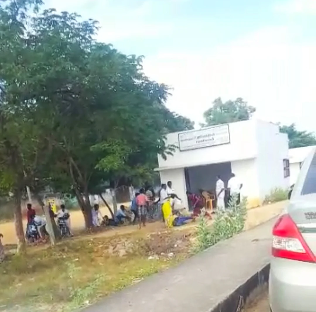 பெண்ணைக் கடத்தும் காட்சி