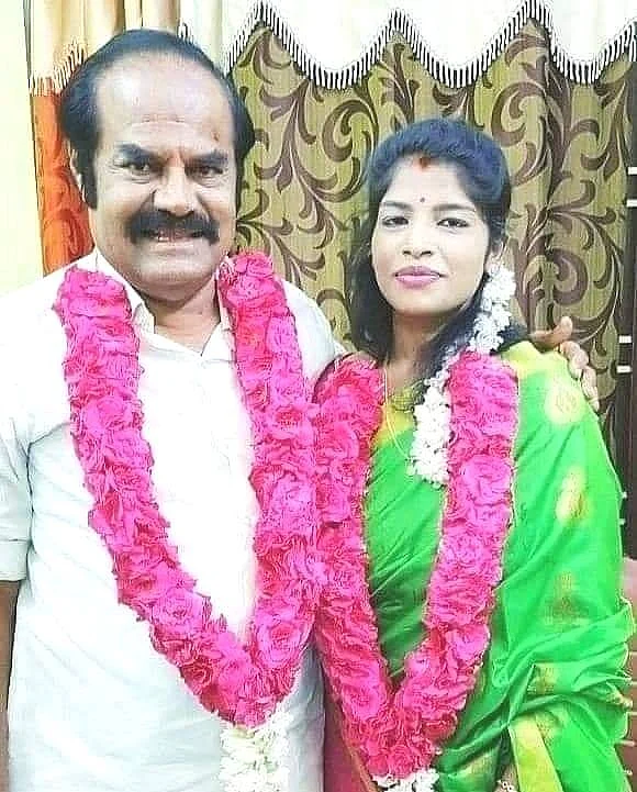 மணக்கோலத்தில் சுந்தரேசன்