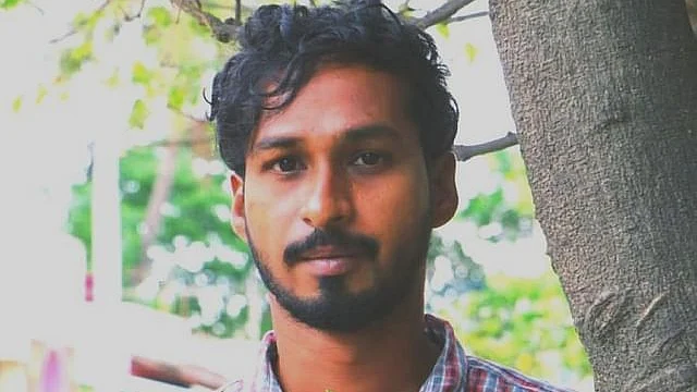 தினேஷ் சரவணன்