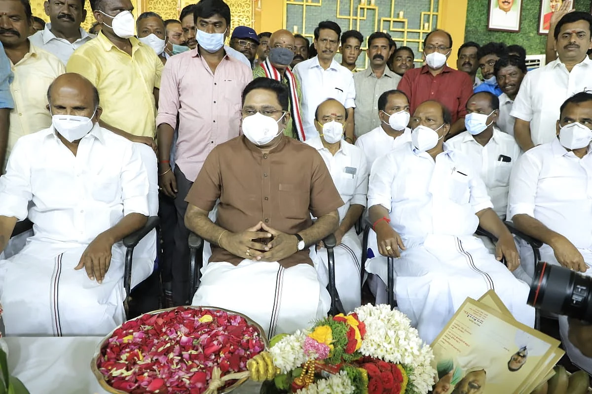 தினகரனுடன் ரெங்கசாமி