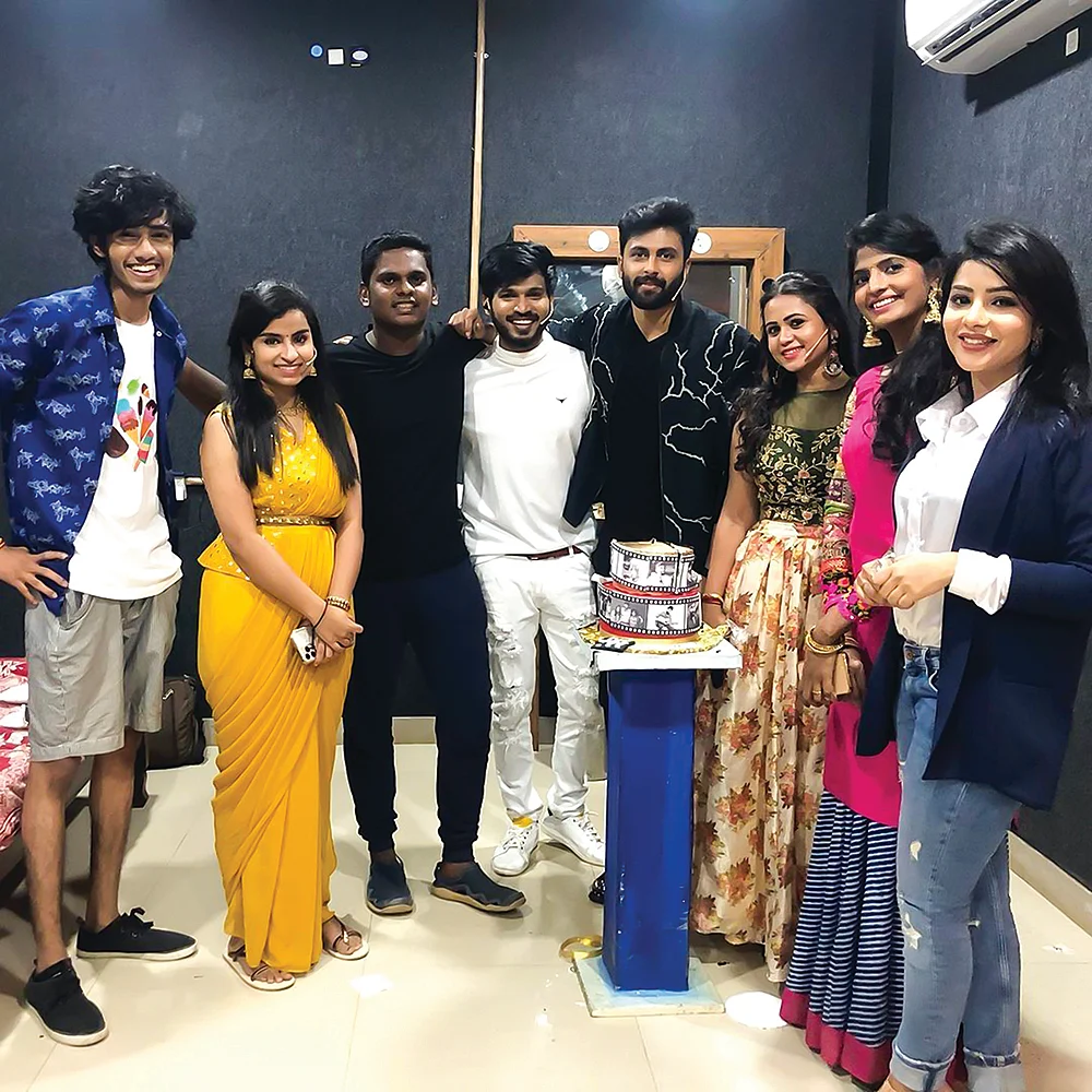 Cooku with Komali - கேக் வித் கோமாளிஸ்!