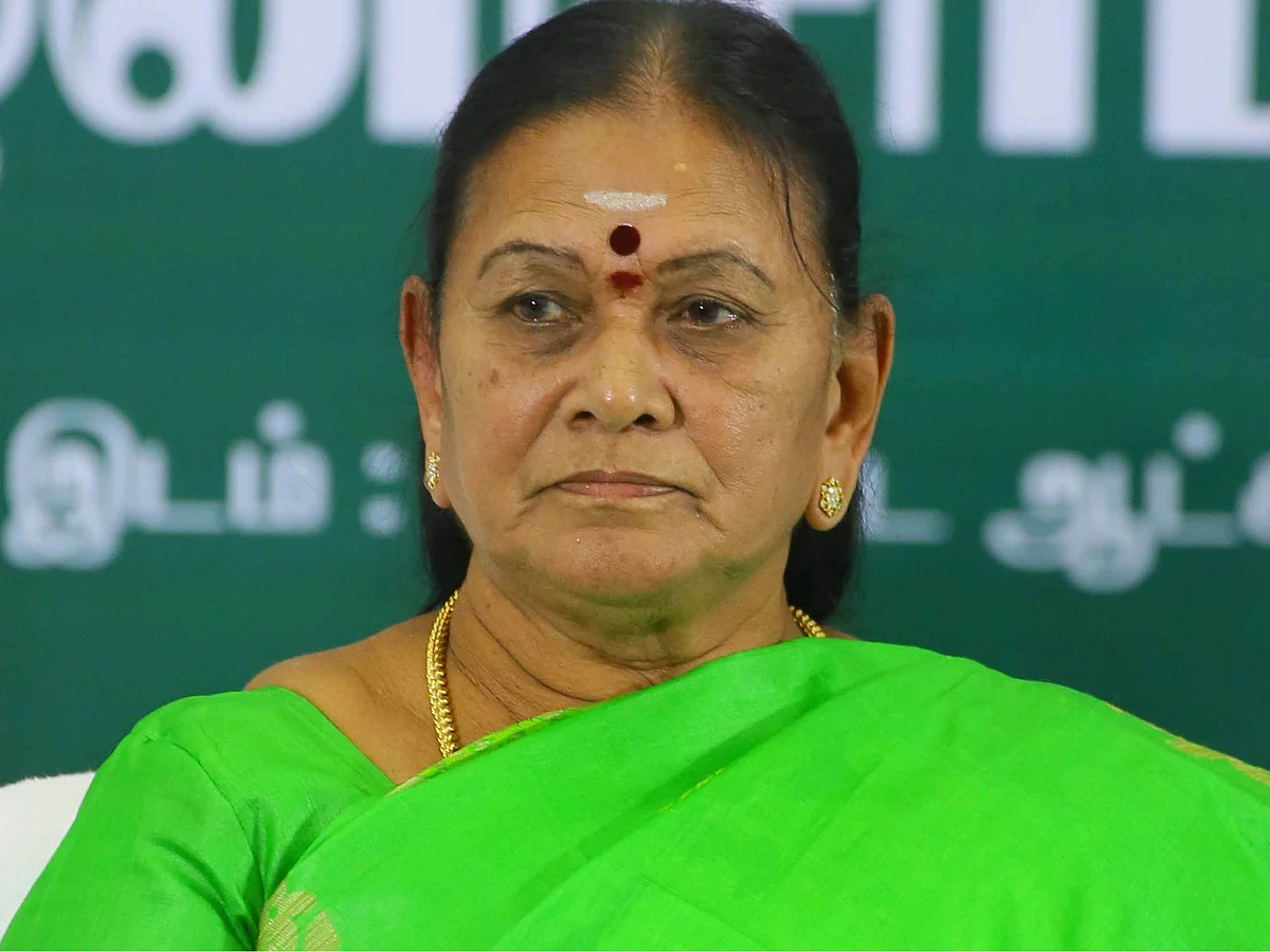 என்ன செய்தார் எம்.எல்.ஏ? - அமைச்சர் சரோஜா