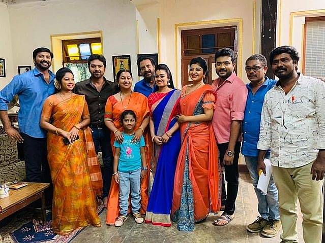 ரம்யா கிருஷ்ணன், சினேகா, வரலட்சுமி... `சித்தி 2' சீரியலில் நடிக்கப்போவது யார்? - ராதிகா விளக்கம்!