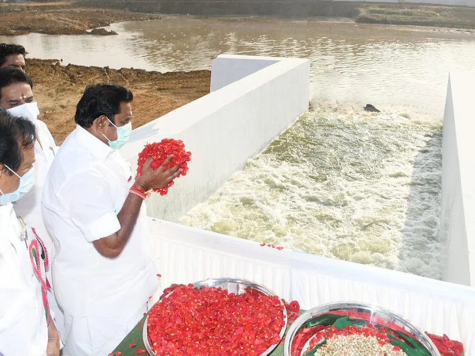 சேலம் வந்தடைந்த காவிரி உபரி நீர்... நிறைவேறிய நீண்ட நாள் கனவு... பயன்தருமா?