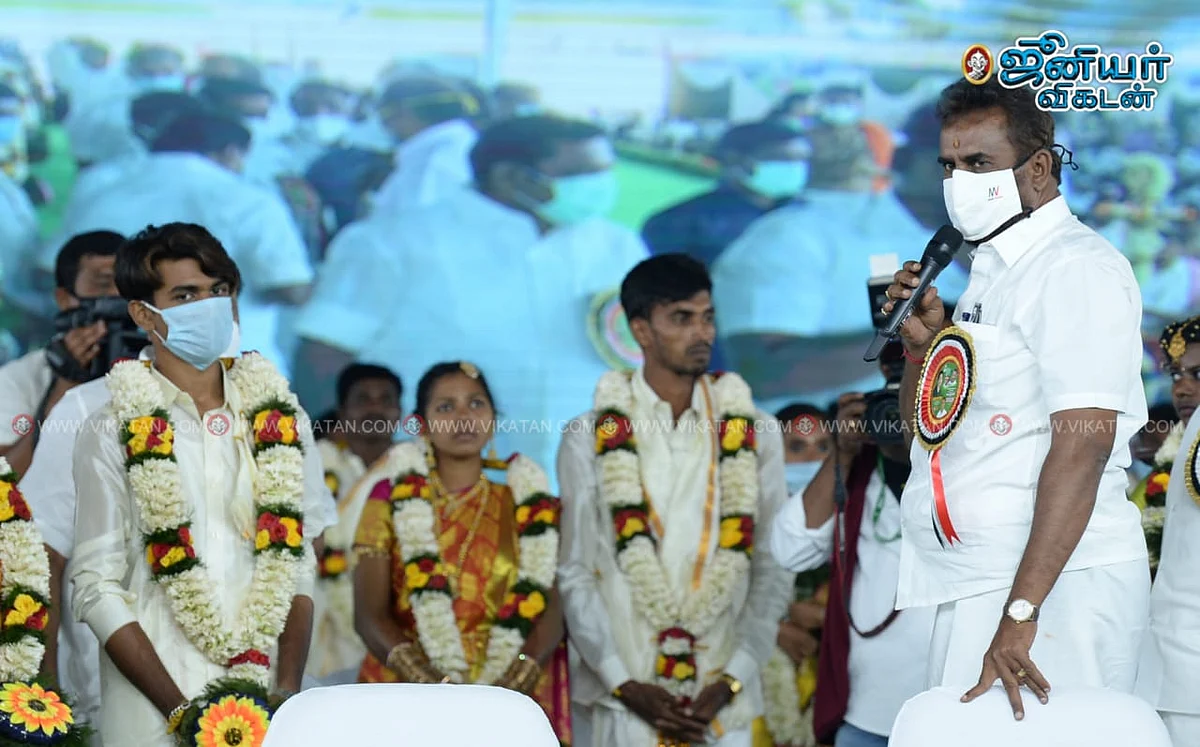 அமைச்சர் வேலுமணி
