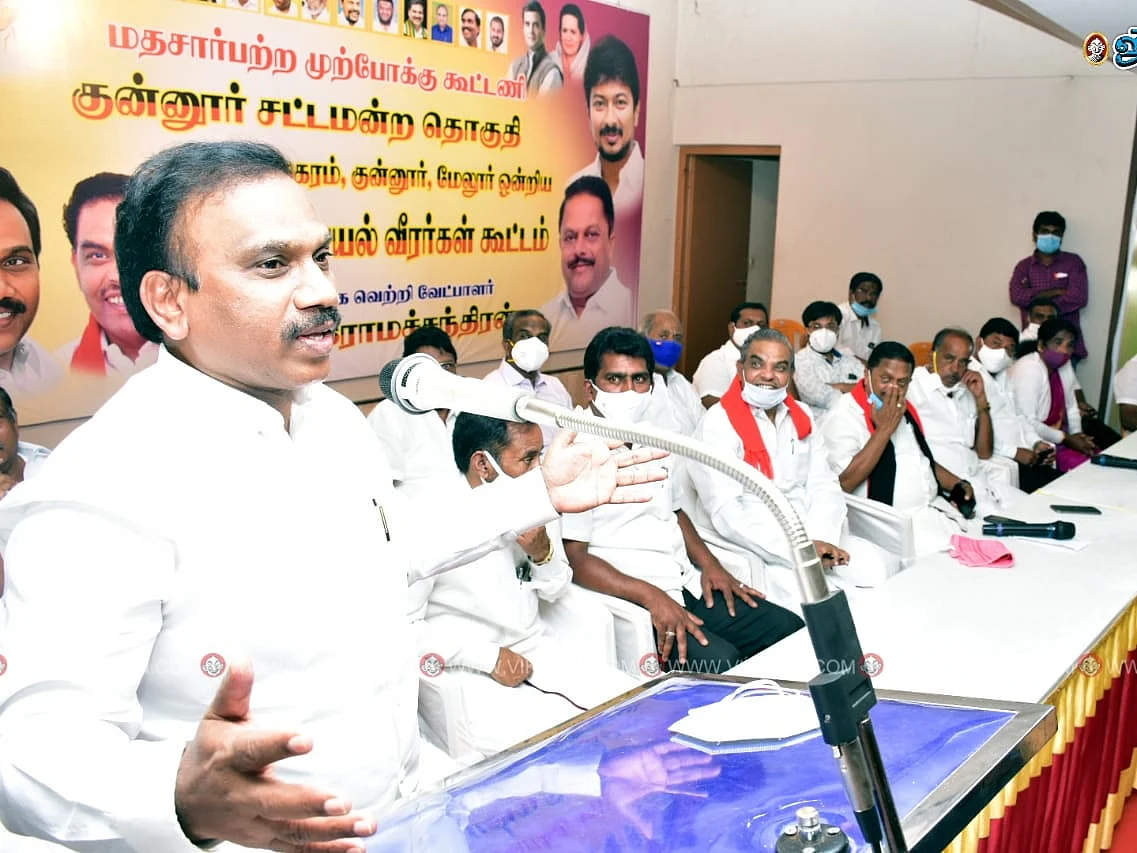 ``பாஜக - அதிமுக-வின்
பி-டீம்தான் கமல்ஹாசன்" கோத்தகிரியில் ஆ.ராசா காட்டம்!