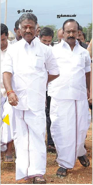 ஓ.பி.எஸ் - ஜக்கையன்