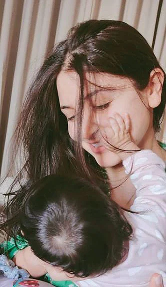 Virat Kohli - அன்பிற்கினியாள்!