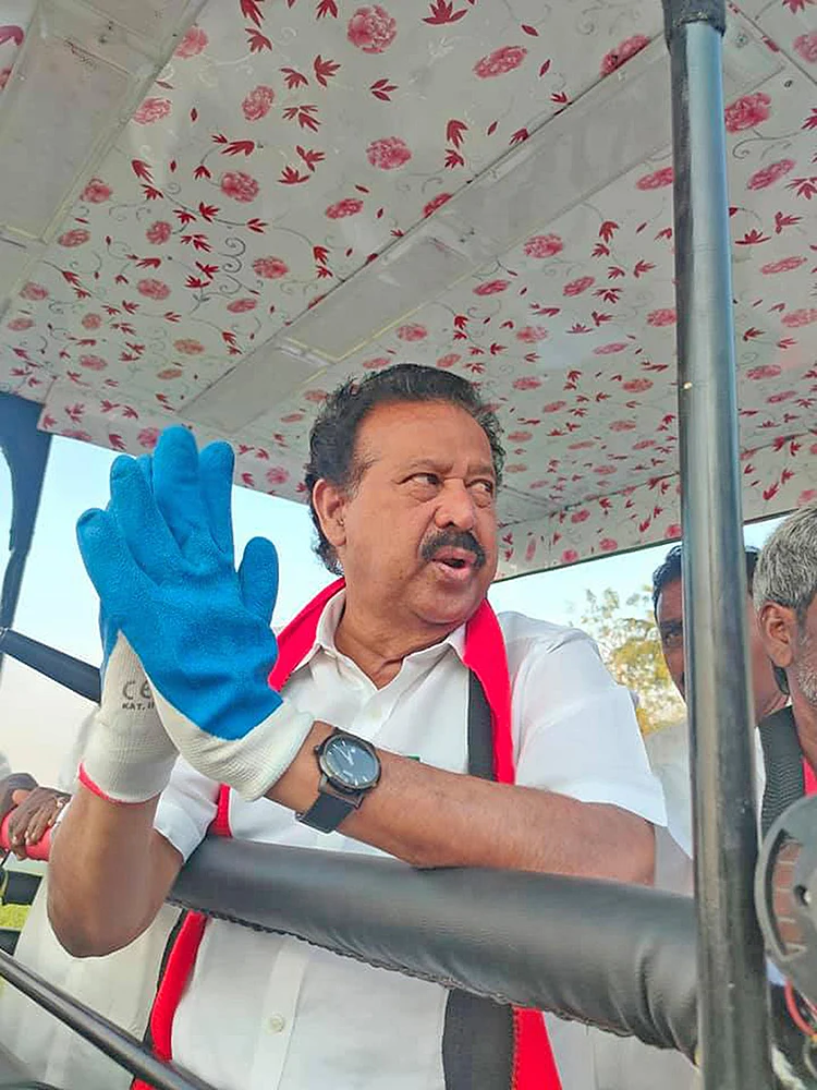 மிஸ்டர் கழுகு: கோட்டைவிட்ட உளவுத்துறை... உஷ்ணத்தில் முதல்வர்!