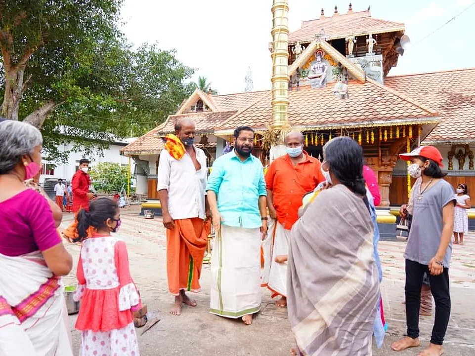 ``சபரிமலையில் பெண்களுக்கு அனுமதி, நடந்திருக்கக் கூடாத சம்பவம்” - கேரள அமைச்சர் திடீர் வருத்தம்!