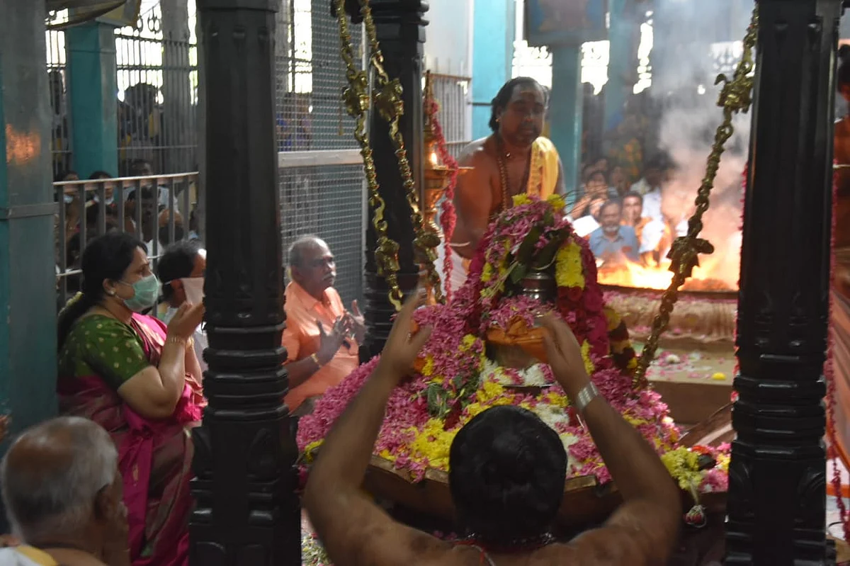 பூஜை