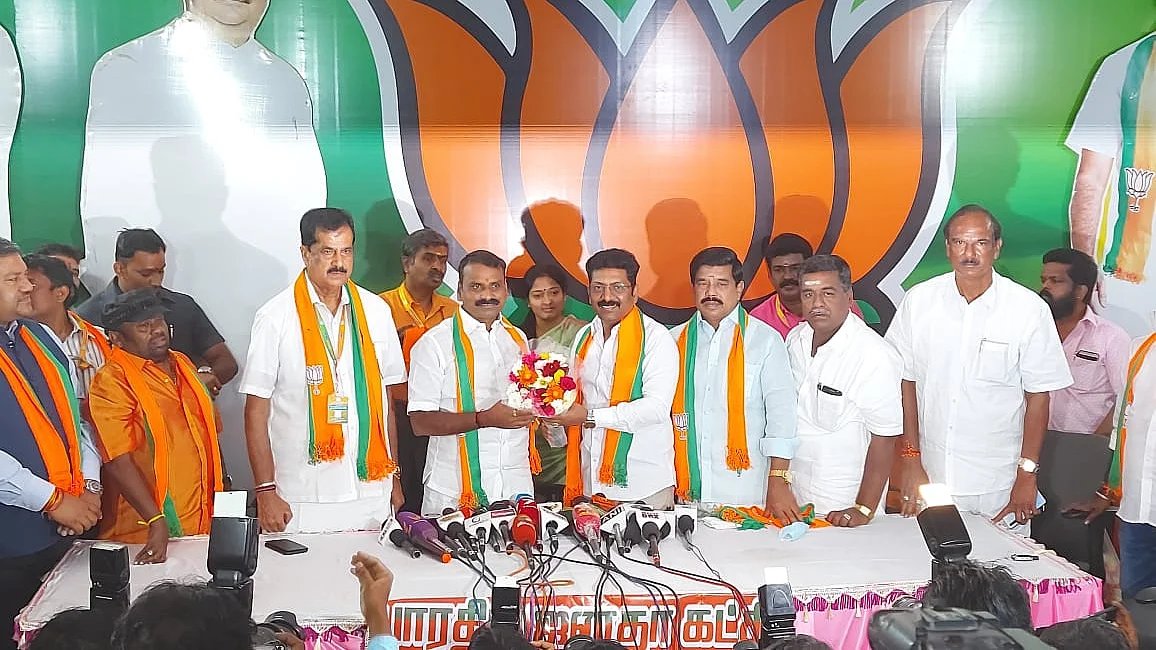 பாஜகவில் இணைந்தபோது