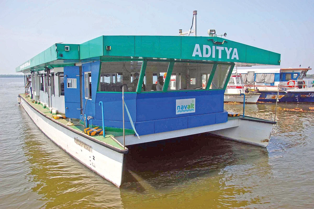 நீண்டு செல்லும் நீர்வழிப்பாதை