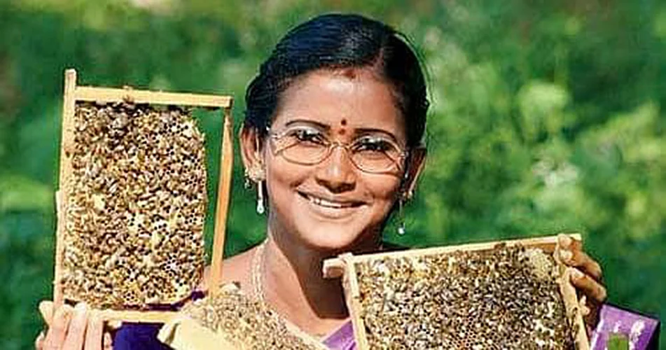 வீட்டிலிருந்தே செய்யக்கூடிய எட்டு தொழில்கள்! - குறைவான முதலீடு... நிறைவான வருமானம்!