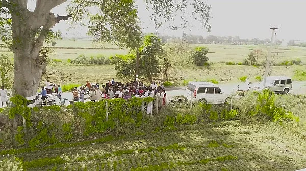 நிகழ்ச்சியில் பங்கேற்ற விவசாயிகள்