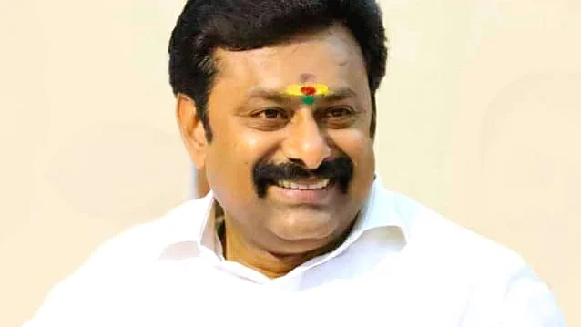 ஐடி விங் ஜனனி சதீஷ்குமார்