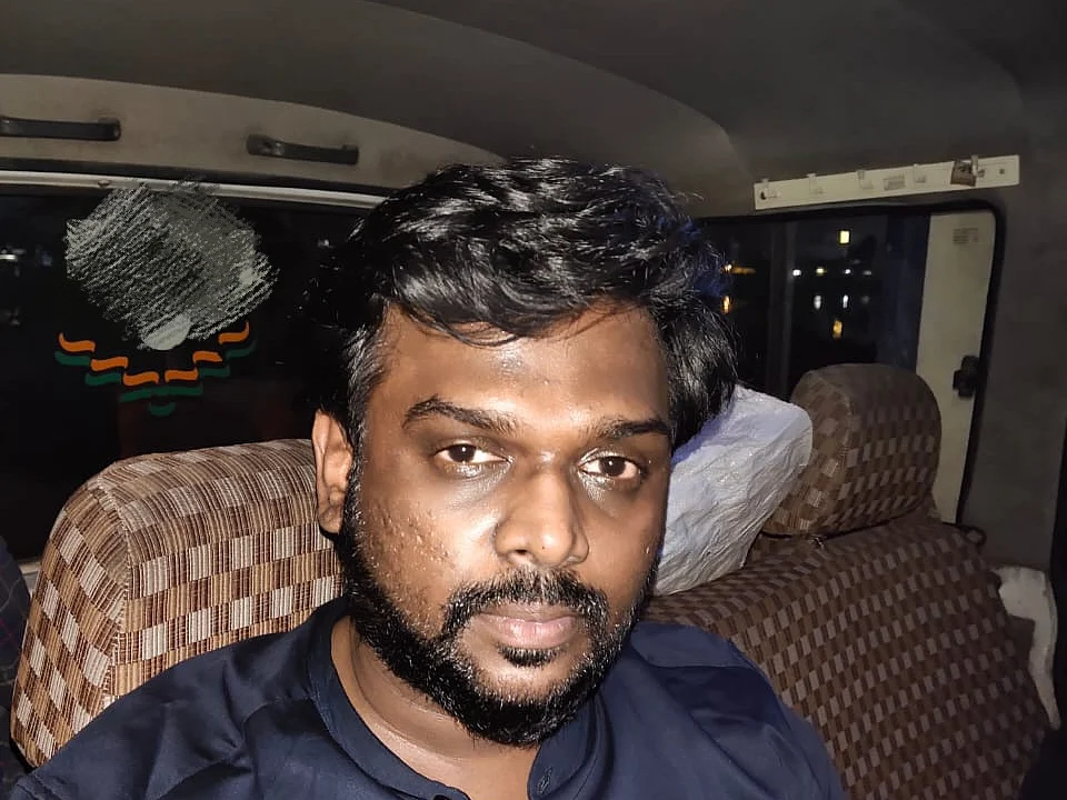 சென்னை:100 கிரெடிட் கார்டுகள்; 28 செல்போன்கள்! -உலக வங்கி ஆசைகாட்டிய ஆண்டனியின் அதிர்ச்சிப் பின்னணி