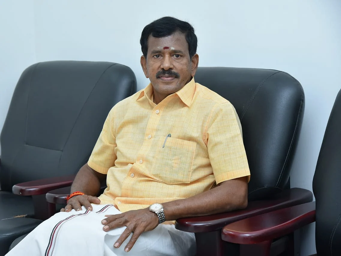Tamil News Today: அ.தி.மு.க முன்னாள் அமைச்சர் தோப்பு வெங்கடாசலம் நாளை தி.மு.க-வில் இணைகிறார்!