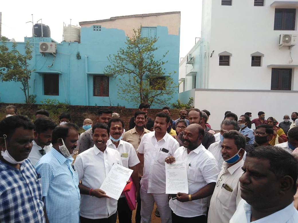 மக்கள் போராட்டம்